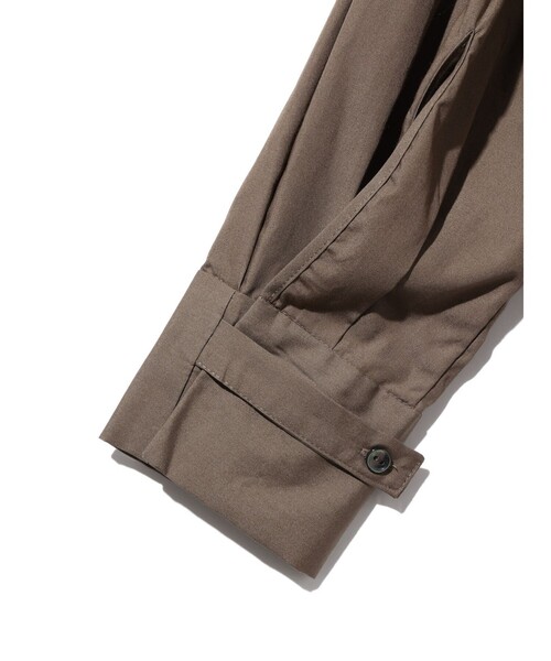 MIDIUMISOLID(ミディウミソリッド)の「MIDIUMISOLID for Ladies ストラップカフスシャツ(RELAX)(シャツ/ブラウス・レディース・アイボリー/カーキ/ブラック・FREE)」の20枚目の写真