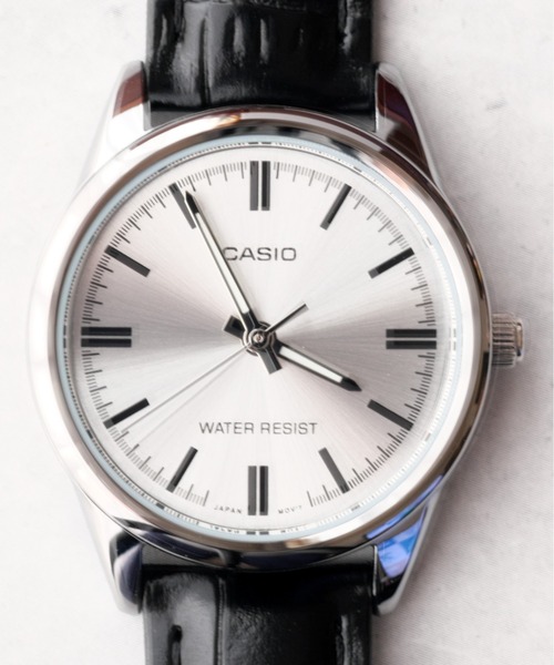 CASIO(カシオ)の「CASIO: カシオ:LTP-V005D ベーシックラウンド レザー アナログ チープカシオ(デジタル腕時計・レディース・ブラック×ホワイト/ブラウン/ブラック×ブラック/ブラック×ブルー/ブラック×シルバー/シルバー系その他/ブラック系その他・FREE)」の5枚目の写真