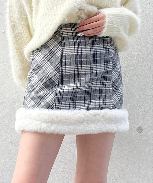 one way（ワンウェイ）の「ファー付きミニスカート（スカート）」 - WEAR