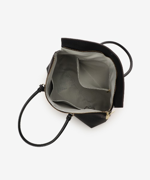 & chouette(アンドシュエット)の「ソフトレザー トートバッグ(トートバッグ・レディース・オフホワイト/ブラック/ライトグレー・FREE)」の13枚目の写真