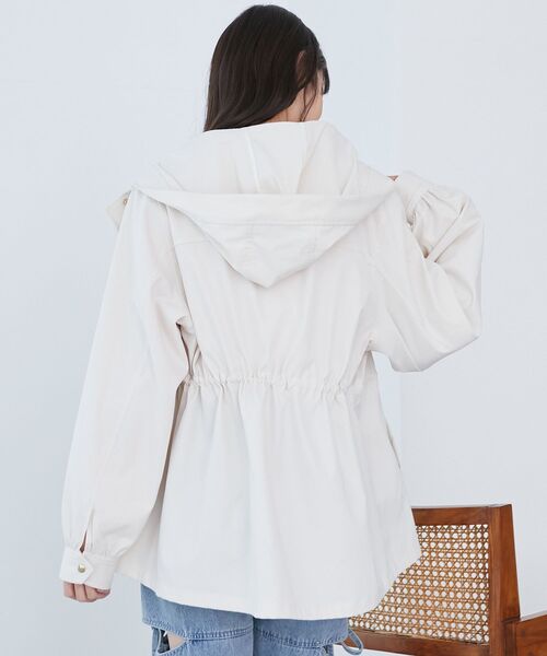 MAJESTIC LEGON（マジェスティックレゴン）の「ウエストきゅっとミディブルゾン（ブルゾン・レディース・アイボリー/カーキオリーブ/ピンクベージュ・MEDIUM/SMALL）」の13枚目の写真