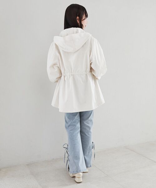 MAJESTIC LEGON（マジェスティックレゴン）の「ウエストきゅっとミディブルゾン（ブルゾン・レディース・アイボリー/カーキオリーブ/ピンクベージュ・MEDIUM/SMALL）」の17枚目の写真