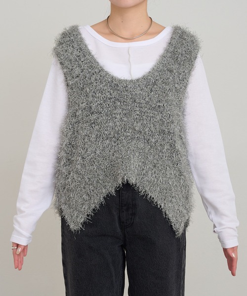 CIAOPANIC TYPY（チャオパニックティピー）の「深Ｕメランジフェザーベスト（ベスト・レディース・オフホワイト/グレー/ネイビー/イエロー・ONE SIZE）」の13枚目の写真