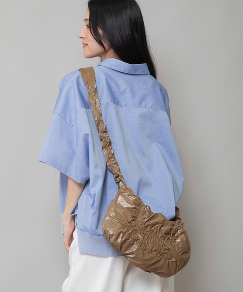 Munich(ミューニック)の「ブラウジングショルダーバッグ(ショルダーバッグ・レディース・ブラック/アイボリー/ブラウン/シルバー・FREE)」の16枚目の写真