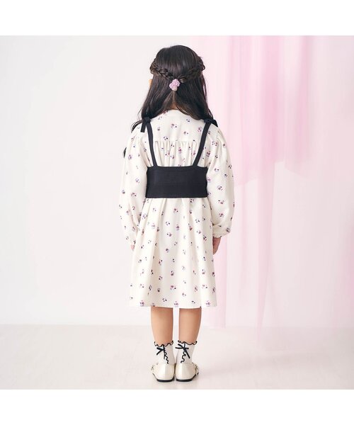 apres les cours(アプレレクール)の「【ジュニア対応】リボンチャームニットビスチェ(ベスト・キッズ・アイボリー/ネイビー・100/120/140)」の10枚目の写真