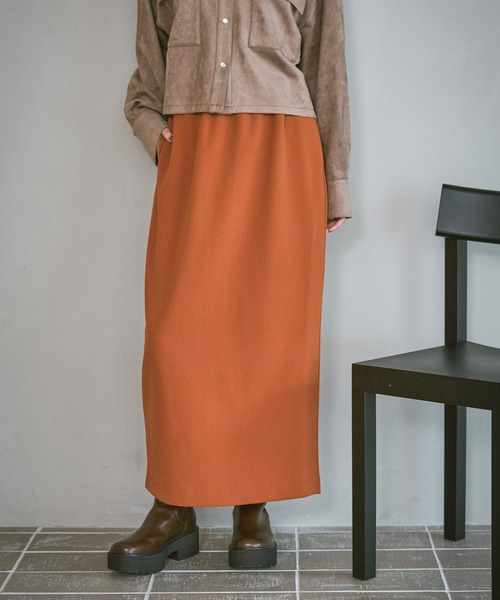 LAKOLE（ラコレ）の「＜着丈が選べる＞ジョーゼットナロースカート / 291439（スカート・レディース・チャコールグレー/ブラック/イエロー/グレイッシュベージュ/ピンク/ブラウン/オレンジ/レッド・MEDIUM/LARGE）」の8枚目の写真