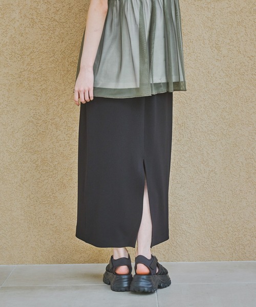 LAKOLE（ラコレ）の「＜着丈が選べる＞ジョーゼットナロースカート / 291439（スカート・レディース・チャコールグレー/ブラック/イエロー/グレイッシュベージュ/ピンク/ブラウン/オレンジ/レッド・MEDIUM/LARGE）」の15枚目の写真