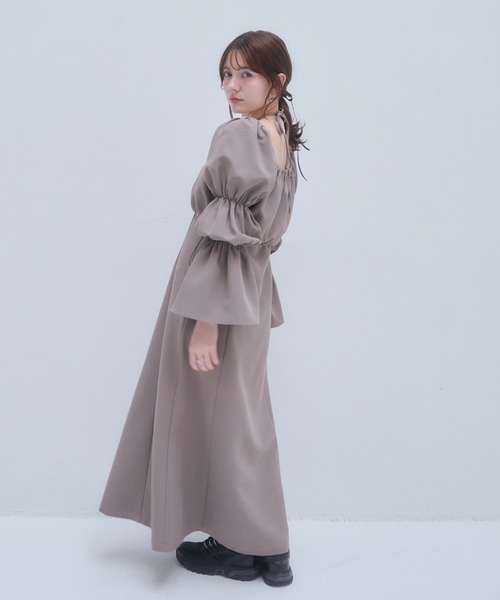 mellowneon（メロウネオン）の「2wayジップトップス＆マルチワンピースセット（ワンピース・レディース・ブラック/モカ/ベージュ・SMALL/MEDIUM）」の19枚目の写真