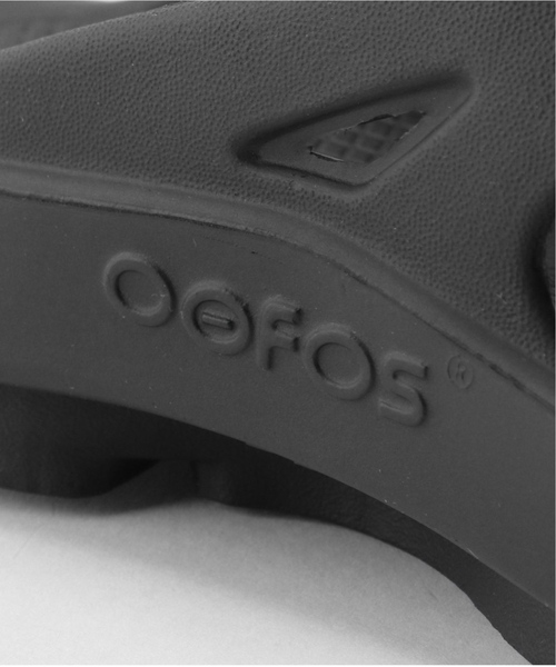 OOFOS(ウーフォス)の「《追加》【OOFOS/ウーフォス】OOriginal(サンダル・レディース・ブラック/ベージュ・25cm/24cm/23cm/22cm)」の18枚目の写真