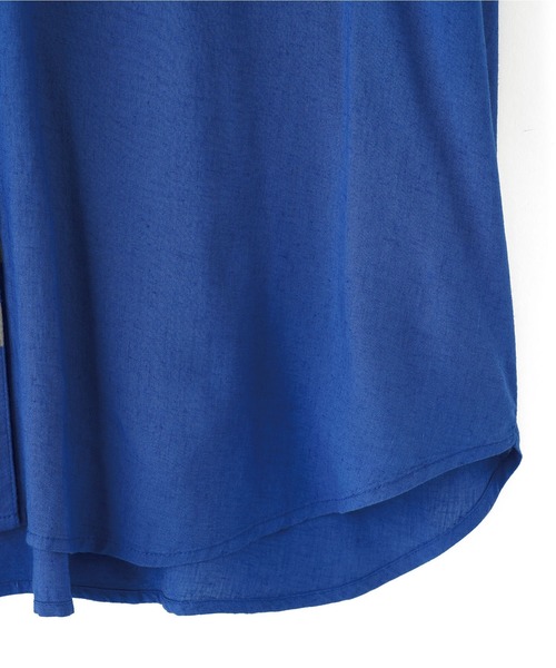 ROSE BUD(ローズバッド)の「【WEB・一部店舗限定】OVERSIZE L/S SHIRT(シャツ/ブラウス・レディース・ブラウン/ブルー/グレー・ONE SIZE)」の11枚目の写真