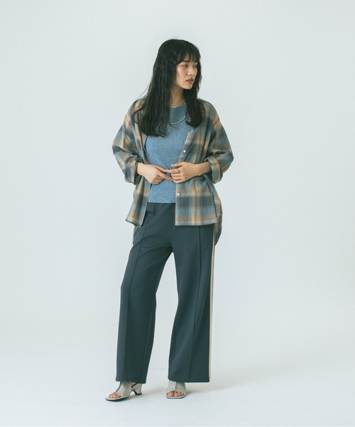 ROSE BUD(ローズバッド)の「【WEB・一部店舗限定】OVERSIZE L/S SHIRT(シャツ/ブラウス・レディース・ブラウン/ブルー/グレー・ONE SIZE)」の22枚目の写真