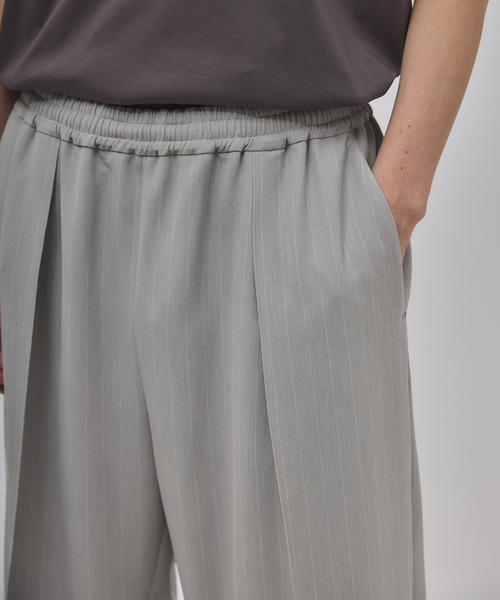 EDIFICE(エディフィス)の「ワルツ ストライプ バルーンフィットパンツ(スラックス・メンズ・ネイビー/グレー・SMALL/MEDIUM/LARGE)」の10枚目の写真