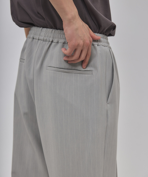 EDIFICE(エディフィス)の「ワルツ ストライプ バルーンフィットパンツ(スラックス・メンズ・ネイビー/グレー・SMALL/MEDIUM/LARGE)」の11枚目の写真
