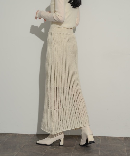 NEUNA（ヌナ）の「メッシュ編みナロースカート（スカート・レディース・ブラック/アイボリー/チャコールグレー・FREE）」の5枚目の写真