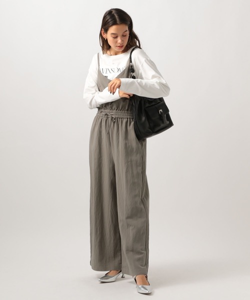 BAYFLOW（ベイフロー）の「[さらっと軽い着心地]ウエストギャザーサロペット（サロペット/オーバーオール・レディース・ブラック/カーキ・FREE）」の6枚目の写真