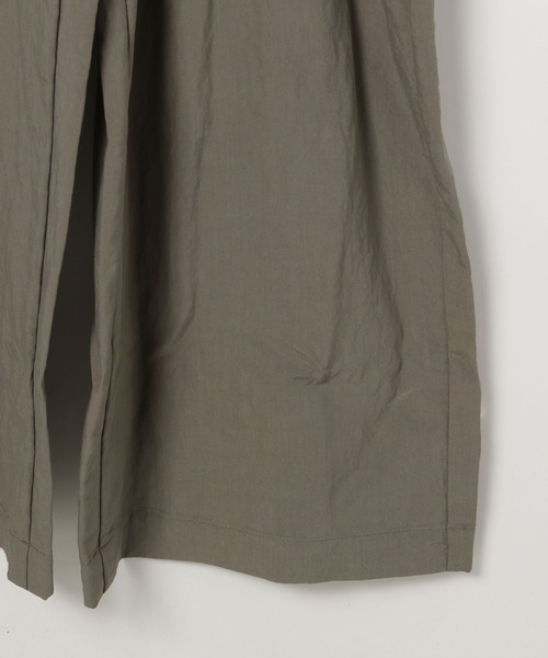 BAYFLOW（ベイフロー）の「[さらっと軽い着心地]ウエストギャザーサロペット（サロペット/オーバーオール・レディース・ブラック/カーキ・FREE）」の13枚目の写真