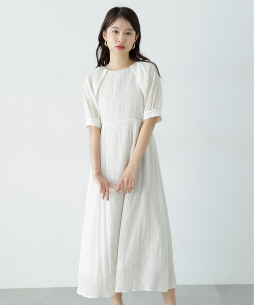 N.(N. Natural Beauty Basic)(エヌエヌナチュラルビューティーベーシック)の「ラグランスリーブドットワンピース(ワンピース・レディース・ブラック/オフホワイト・MEDIUM)」の5枚目の写真