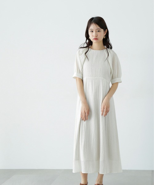 N.(N. Natural Beauty Basic)(エヌエヌナチュラルビューティーベーシック)の「ラグランスリーブドットワンピース(ワンピース・レディース・ブラック/オフホワイト・MEDIUM)」の8枚目の写真