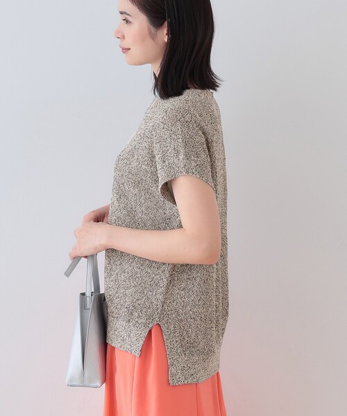 INDIVI(インディヴィ)の「【和紙混素材】フレンチスリーブミックスカラーニット(ニット/セーター・レディース・グレー系4/ベージュ系その他7/グリーン系5/チャコール・38/34/19/15 /13/05)」の10枚目の写真