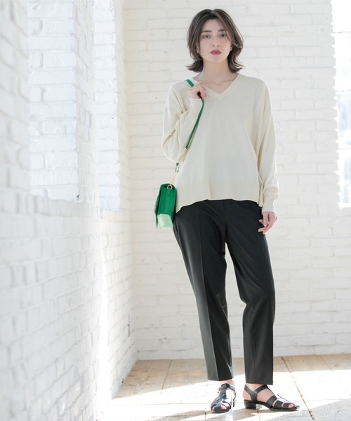 OPAQUE.CLIP（オペークドットクリップ）の「美脚ストレッチテーパードパンツ【洗濯機洗い可】（その他パンツ・レディース・ブラック/ライトグレー/パープル/ブルー系その他・36/34/40/38/42）」の12枚目の写真