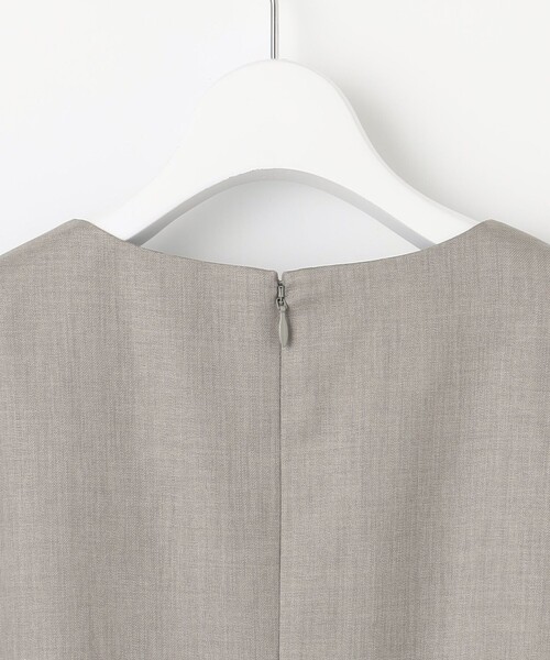 J.PRESS Ladies（J.プレス レディス）の「【洗える・UV加工・吸水速乾】OXIJEWELストレッチ ワンピース（ワンピース・レディース・シルバー系/ライトグレー系/ベージュ系/ネイビー系・XS）」の8枚目の写真