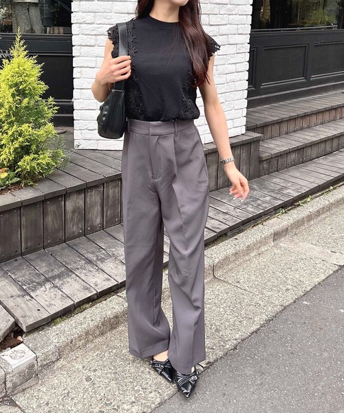 INGNI（イング）の「【WEB限定】フラワーレースノースリニット（ニット/セーター・レディース・ミント/ネイビー/ピンク/アイボリー/ブラック・M）」の17枚目の写真