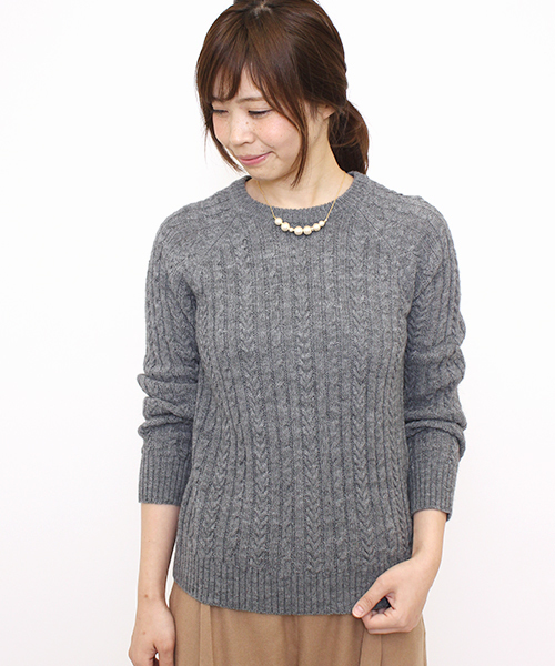 CIAOPANIC TYPY（チャオパニックティピー）の「【イタリアヤーン】アルパカミックスケーブルニット（ニット/セーター・レディース・オフホワイト/グレー/ネイビー/サックスブルー・FREE）」の3枚目の写真
