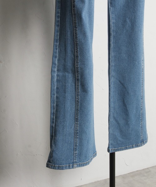 tocco closet（トッコ　クローゼット）の「後ろビックリボン付きデニムパンツ（デニムパンツ・レディース・ブルー/インディゴブルー・M/S）」の12枚目の写真