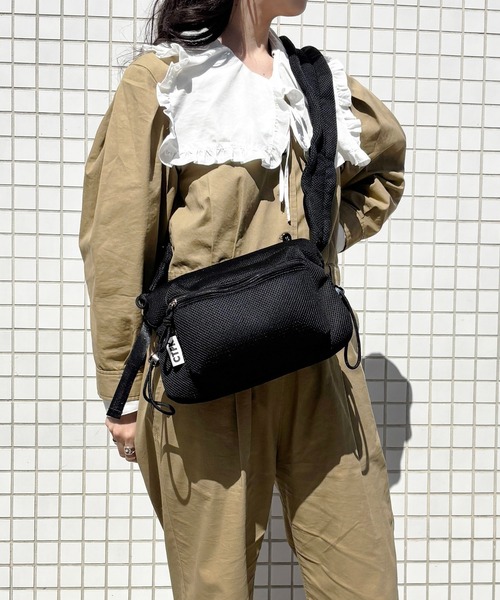 CONTROL FREAK / CTFK(コントロールフリーク)の「CONTROL FREAK / CTFK(コントロールフリーク)メッシュギャザーボディバッグ(ショルダーバッグ・レディース・ホワイト/レッド/ブルー/ブラック/グリーン/ピンク・FREE)」の9枚目の写真