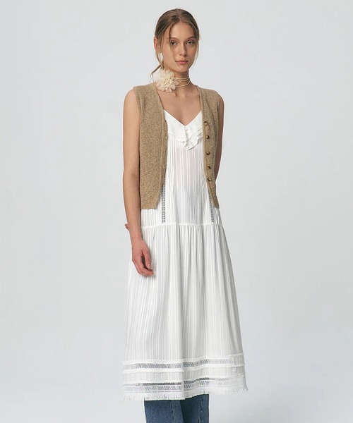 KUME（クメ）の「KUME/クメ Pleated Ruffle Sleeveless Long Dress ワンピース 秋物 秋服 2026年秋冬（ワンピース・レディース・アイボリー/ブラック・FREE）」の7枚目の写真