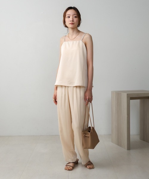 Bab(バブ)の「【S/M/L展開】サテンラインパンツ(その他パンツ・レディース・ライトグレー/アイボリー/ベージュ・LARGE/MEDIUM/SMALL)」の6枚目の写真