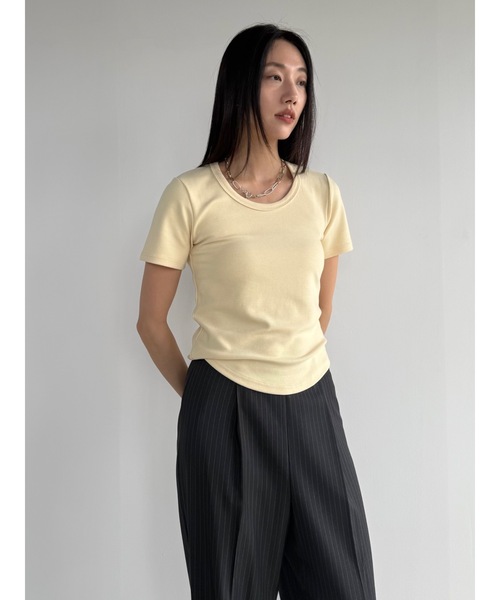 Didot.showroom(ディドット ショールーム)の「【DIDOT.】2サイズ展開|オリジナルセミUネックT(Tシャツ/カットソー・レディース・ブラック/アイボリー/グレー/ラベンダー/イエロー系その他・M/S)」の5枚目の写真