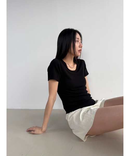 Didot.showroom(ディドット ショールーム)の「【DIDOT.】2サイズ展開|オリジナルセミUネックT(Tシャツ/カットソー・レディース・ブラック/アイボリー/グレー/ラベンダー/イエロー系その他・M/S)」の19枚目の写真