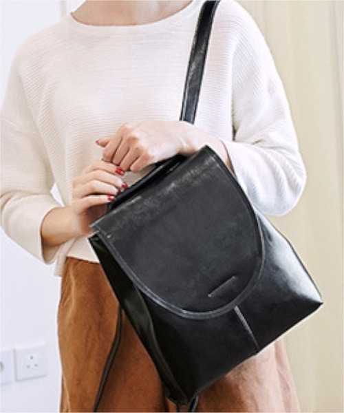 NiiNa（ニーナ）の「【 NiiNa / ニーナ 】高品質牛革 スタイリッシュ スリム リュック（バックパック/リュック・レディース・レッド/ブラウン/ダークブラウン/ブラック・FREE）」の16枚目の写真
