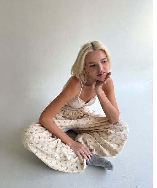 L.H.P（エルエイチピー）の「THE MYSTERIOUS HOTEL/ザ ミステリアス ホテル/FLOWER WAFFLE PT（その他パンツ・レディース・ブルー/アイボリー・F）」の7枚目の写真