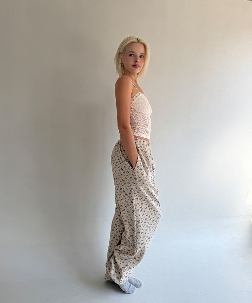 L.H.P（エルエイチピー）の「THE MYSTERIOUS HOTEL/ザ ミステリアス ホテル/FLOWER WAFFLE PT（その他パンツ・レディース・ブルー/アイボリー・F）」の10枚目の写真