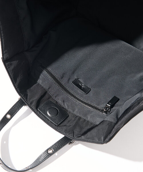 RIVE DROITE(リヴドロワ)の「【R.good(アールドットグッド)】ワッシャーNハトメトート(ハンドバッグ・レディース・カーキ/ブラック・FREE)」の6枚目の写真