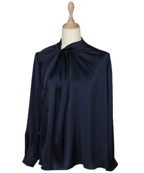 12Twelve Agenda（トゥエルブ　アジェンダ）の「アシメネックタックデザインブラウス（シャツ/ブラウス・レディース・ネイビー/オフホワイト/ブルー・M）」の17枚目の写真