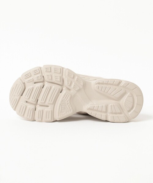 Ray BEAMS（レイビームス）の「【WEB限定】Reebok / INSTAPUMP FURY SANDAL（サンダル・レディース・ブラック/ライトグレー・24.0cm/25.0cm/23.0cm）」の8枚目の写真