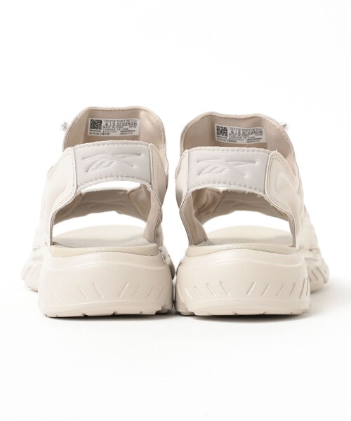 Ray BEAMS（レイビームス）の「【WEB限定】Reebok / INSTAPUMP FURY SANDAL（サンダル・レディース・ブラック/ライトグレー・24.0cm/25.0cm/23.0cm）」の10枚目の写真