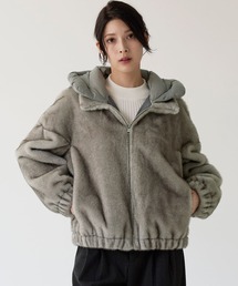 フェイクファージャケット フード付き