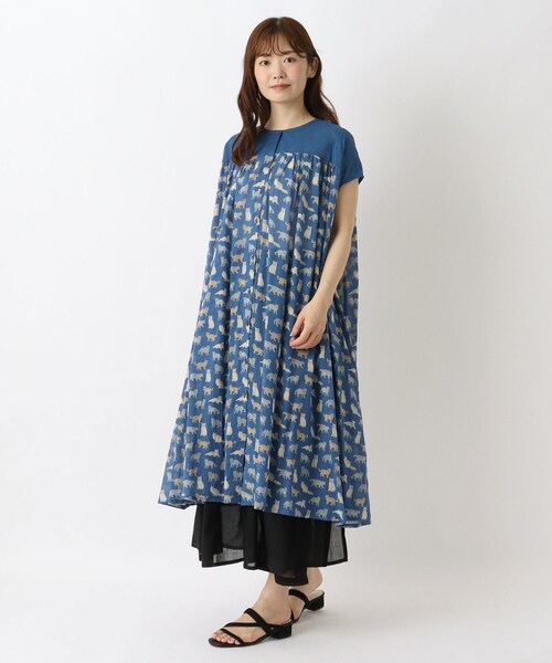 one'sterrace(ワンズテラス)の「リゾート ネコプリントワンピース(ワンピース・レディース・アイボリー系8/ライトグレー系8/ブルー系その他7・02)」の17枚目の写真