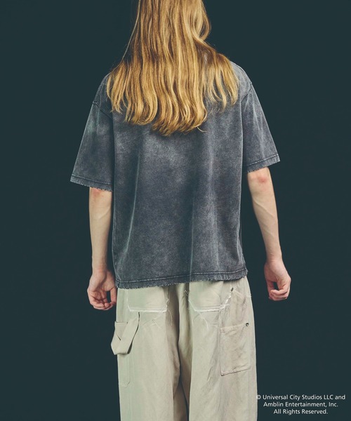 MAISON SPECIAL(メゾンスペシャル)の「《UNISEX》【MOVIE SERIES】「BACK TO THE FUTURE」Prime-Over Crew Neck T-Shirt/「バックトゥザフューチャー」プライムオーバークルーネックTシャツ【MAISON SPECIAL/メゾンスペシャル】(Tシャツ/カットソー・メンズ・ブラック/ダークブラック・1/2)」の11枚目の写真