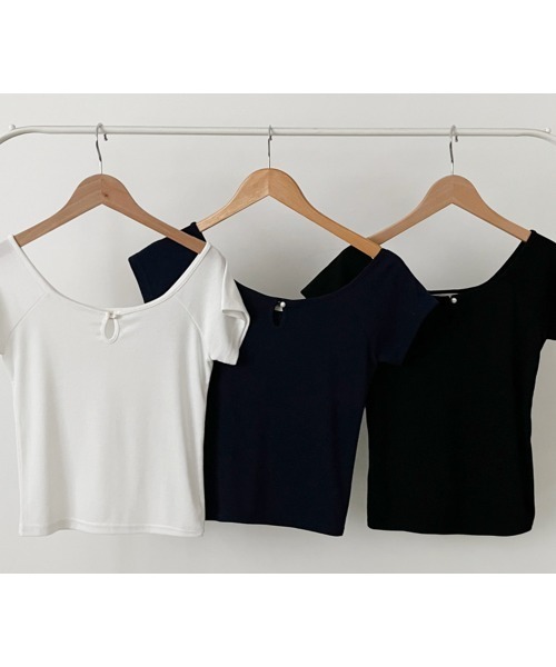 NANAHACHI(ナナハチ)の「パール ショート丈 半袖Tシャツ(Tシャツ/カットソー・レディース・アイボリー/ネイビー/ブラック・FREE)」の19枚目の写真
