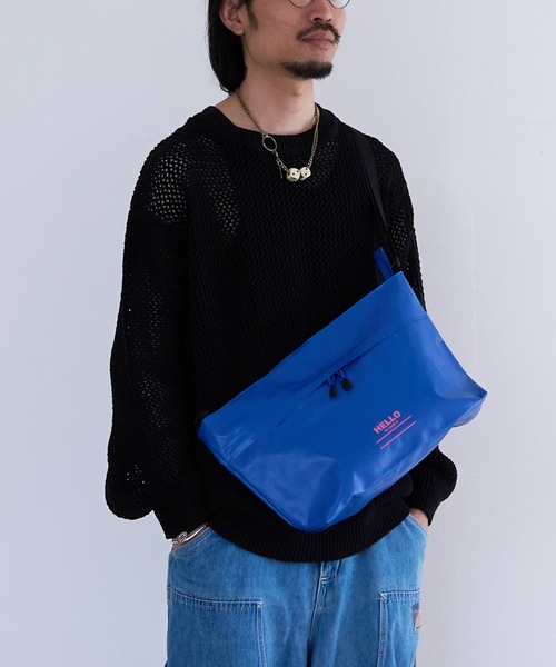 1/2 HALF(ニブンノイチハーフ)の「1/2HALF TARPOLIN MESSENGER Msize(メッセンジャーバッグ・メンズ・イエロー/オレンジ/レッド/ホワイト/ブルー/ブラック/エメラルド/オリーブ・FREE)」の5枚目の写真
