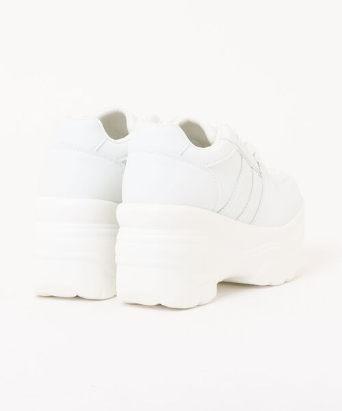 Shoes in Closet(シューズインクローゼット)の「☆かわいく盛れる +9.0㎝ 軽量 厚底 スタイルアップソール ダブルライン スニーカー 5857(スニーカー・レディース・ホワイト/ブラック/キャメル/グレー/ダークブラウン・M/S/LL/L)」の17枚目の写真