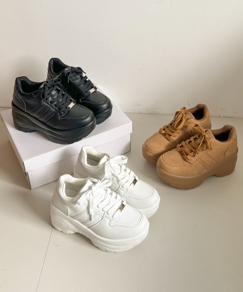 Shoes in Closet(シューズインクローゼット)の「☆かわいく盛れる +9.0㎝ 軽量 厚底 スタイルアップソール ダブルライン スニーカー 5857(スニーカー・レディース・ホワイト/ブラック/キャメル/グレー/ダークブラウン・M/S/LL/L)」の6枚目の写真
