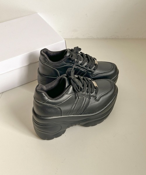 Shoes in Closet(シューズインクローゼット)の「☆かわいく盛れる +9.0㎝ 軽量 厚底 スタイルアップソール ダブルライン スニーカー 5857(スニーカー・レディース・ホワイト/ブラック/キャメル/グレー/ダークブラウン・M/S/LL/L)」の10枚目の写真