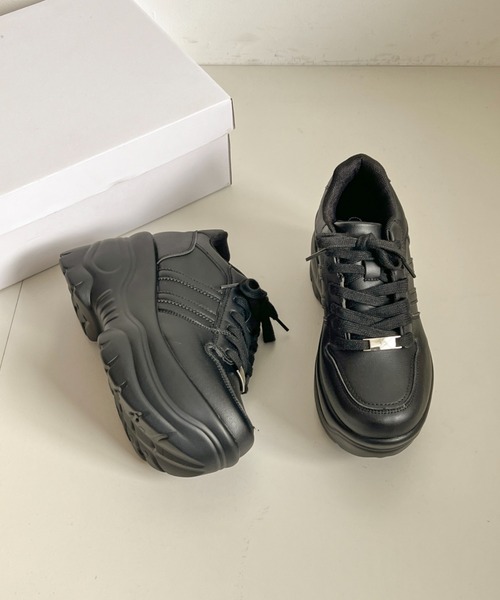 Shoes in Closet(シューズインクローゼット)の「☆かわいく盛れる +9.0㎝ 軽量 厚底 スタイルアップソール ダブルライン スニーカー 5857(スニーカー・レディース・ホワイト/ブラック/キャメル/グレー/ダークブラウン・M/S/LL/L)」の11枚目の写真
