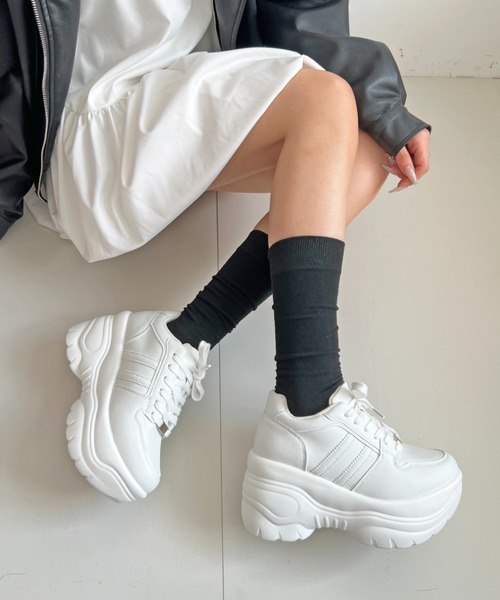 Shoes in Closet(シューズインクローゼット)の「☆かわいく盛れる +9.0㎝ 軽量 厚底 スタイルアップソール ダブルライン スニーカー 5857(スニーカー・レディース・ホワイト/ブラック/キャメル/グレー/ダークブラウン・M/S/LL/L)」の22枚目の写真